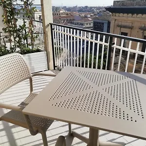 Oblò 2*, Catania Italien